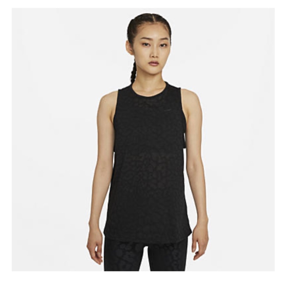 Black animal print Nike shirt